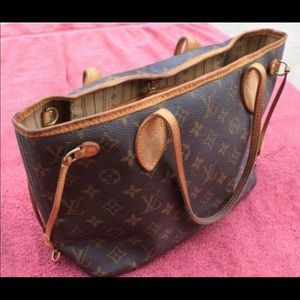 Louis Vuitton Neverfull PM